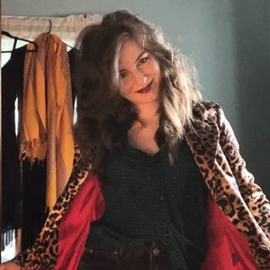 Meet your Posher, Hannah